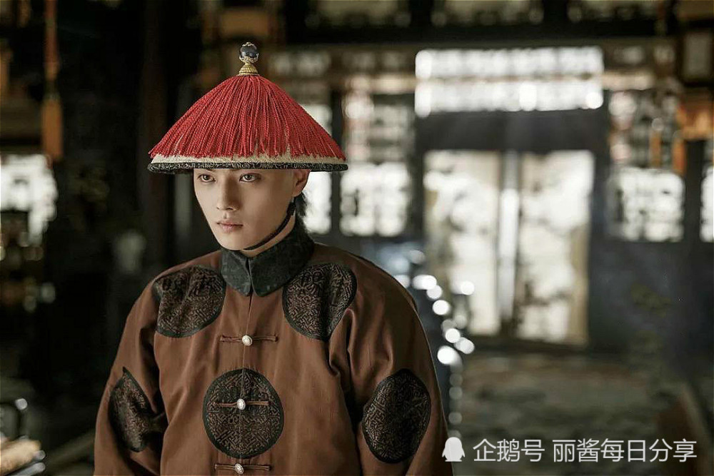 清朝的大内侍卫只是看门保安?不要被电视剧骗了,看看和珅就知道了