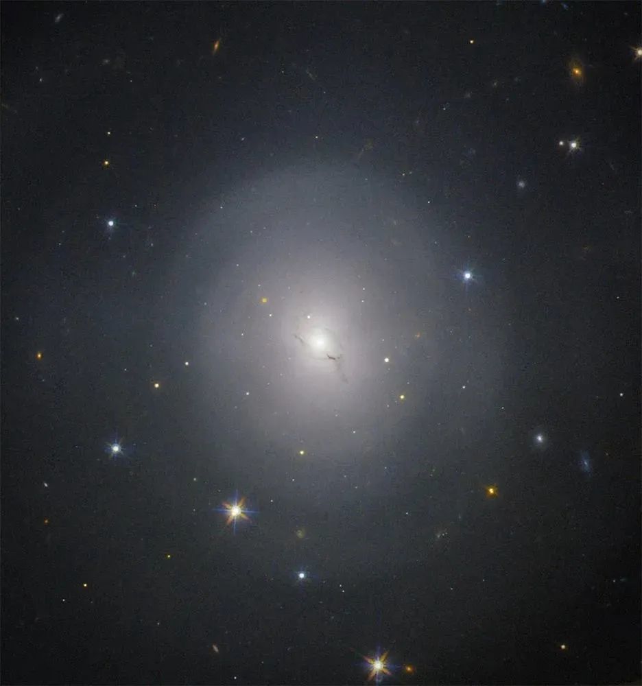 html 8月21日 旋涡星系ngc 6503 https://hubblesite.