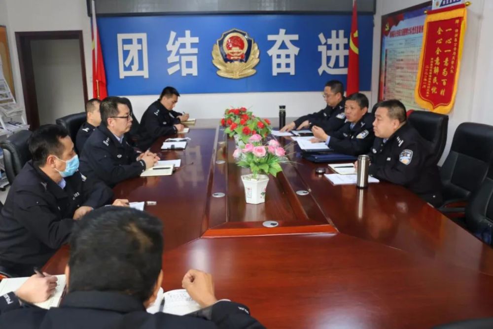 贺永红同志到清涧县公安局交警大队督导检查二季度"保