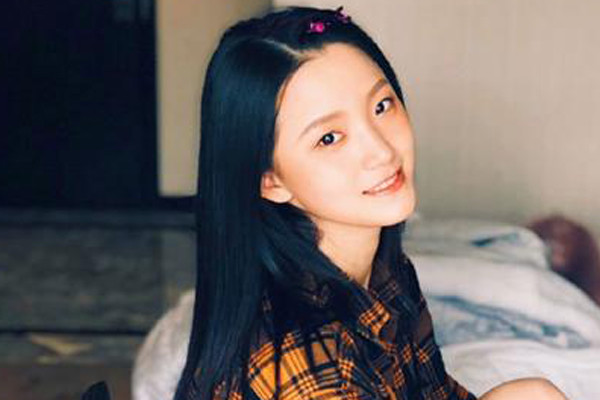 《创造营2020》李梦琦个人资料,在《明日之子3》中得到华晨宇好评!