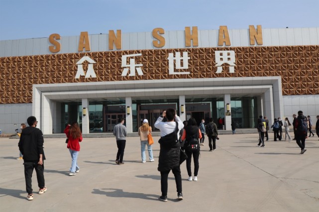 《同色代碼：R影象之門》大年夜量新繪裏