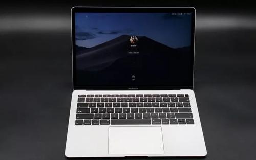 苹果新款macbook air:工作生活,一台全掌控!