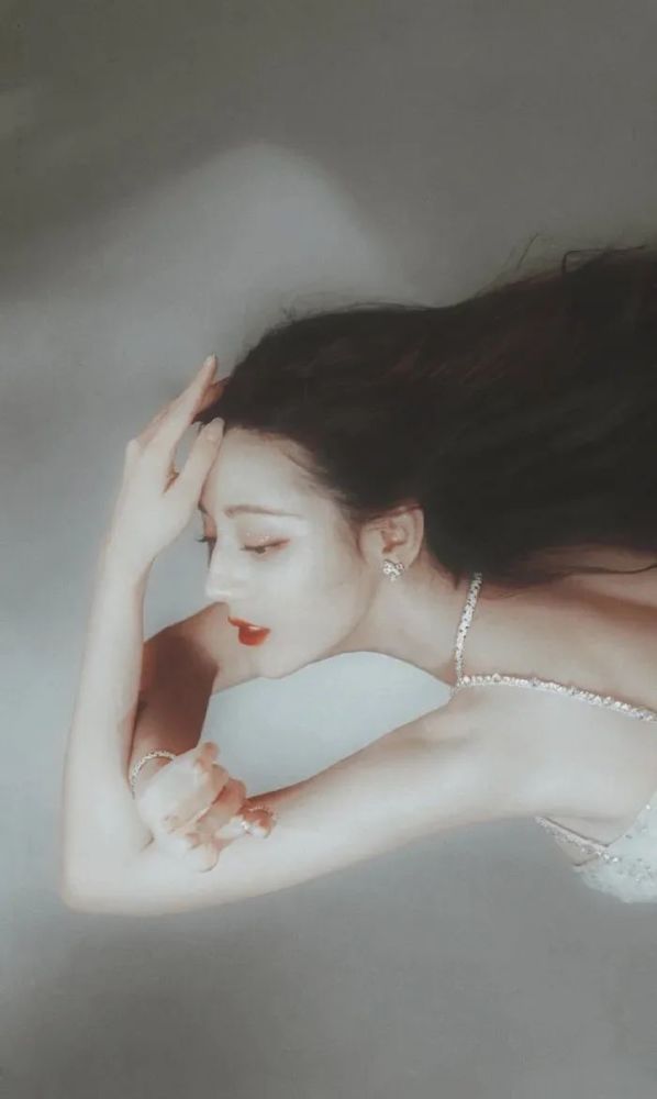 迪丽热巴高清壁纸