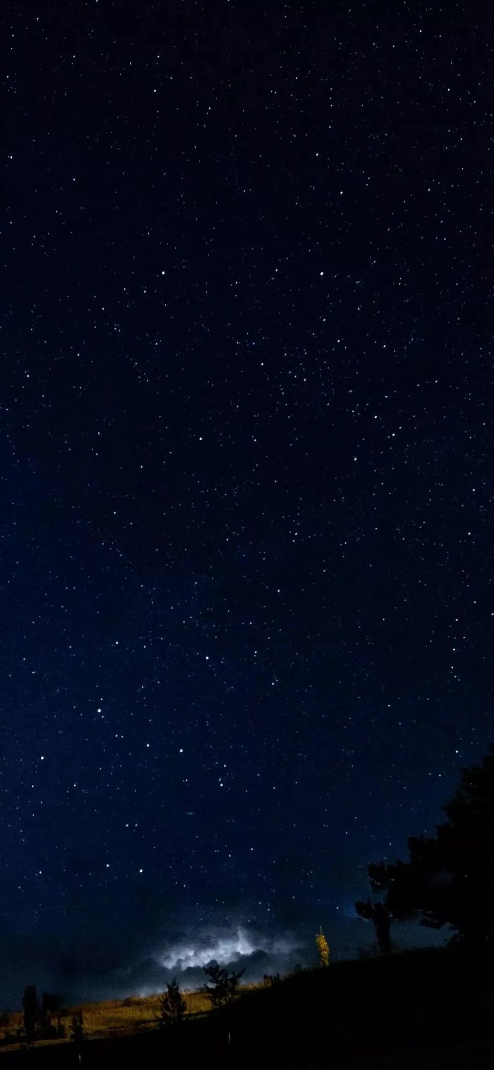 微信超清黑暗系壁纸跟夜间模式更配哦