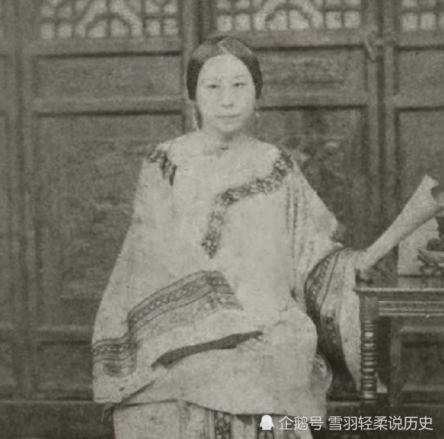 晚清李鸿章女儿李菊藕:21岁嫁42岁大臣,成为张爱玲祖母!