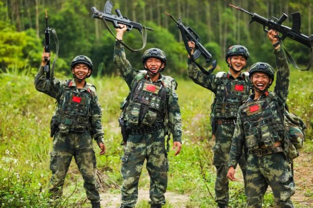 中国军人专属风采,看完想当兵!