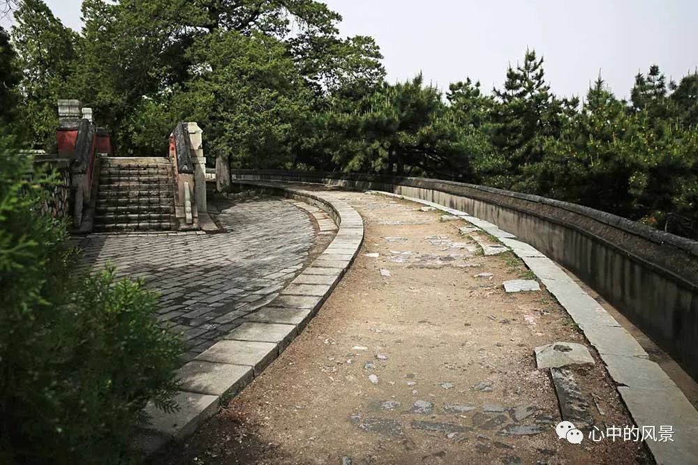 我的私藏颐和园后山花承阁遗址和石雕