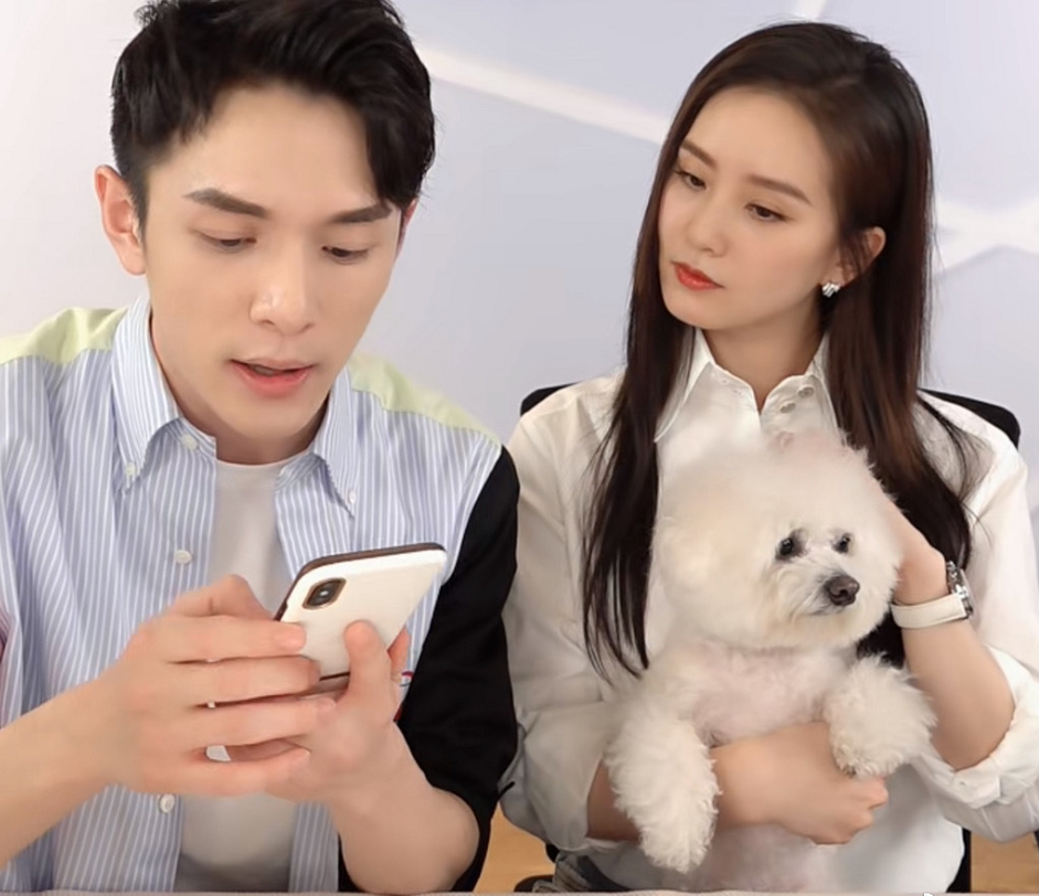 都说刘诗诗扛得住任何镜头?看到她在李佳琦直播间的状态,我信了