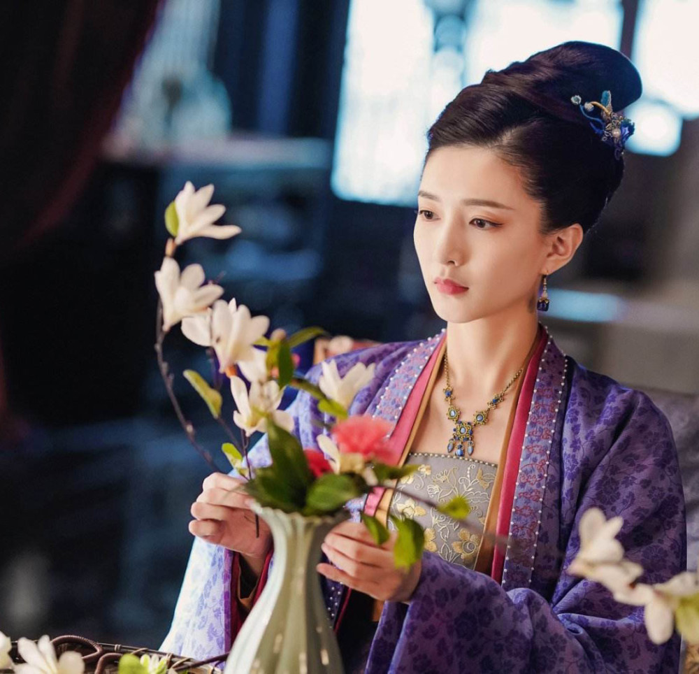 电视剧《清平乐》,用历史正剧的态度拍改编剧,正午阳光能否突围成功?