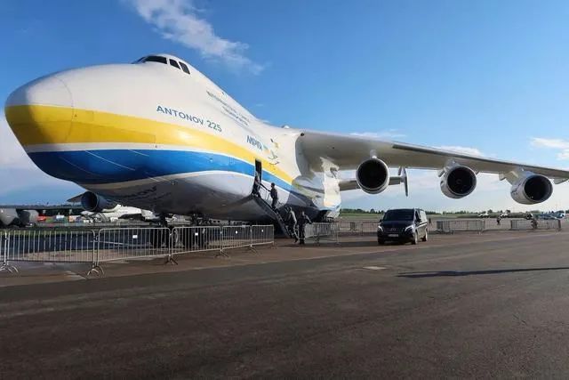 欧洲多国租借世界最大飞机安-225到中国运输物资,每小时租金12万美元