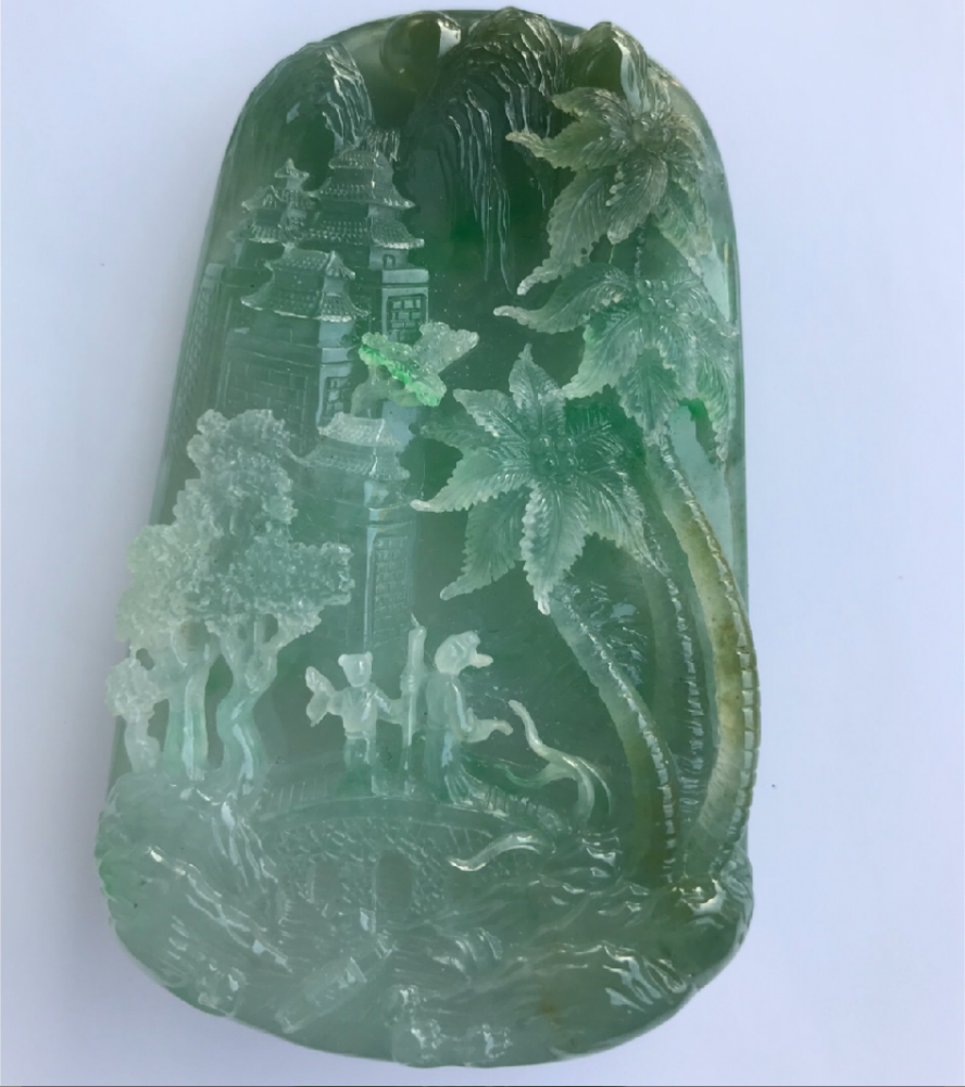 翡翠山水牌方寸间拨动了人的心弦