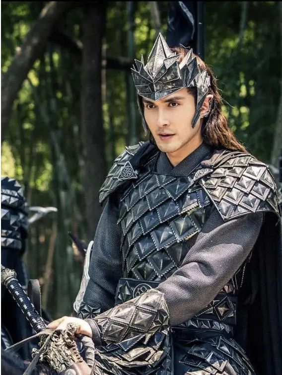 《鬼吹灯》官方认证"宝藏男孩"高伟光:从东华帝君到鹧鸪哨