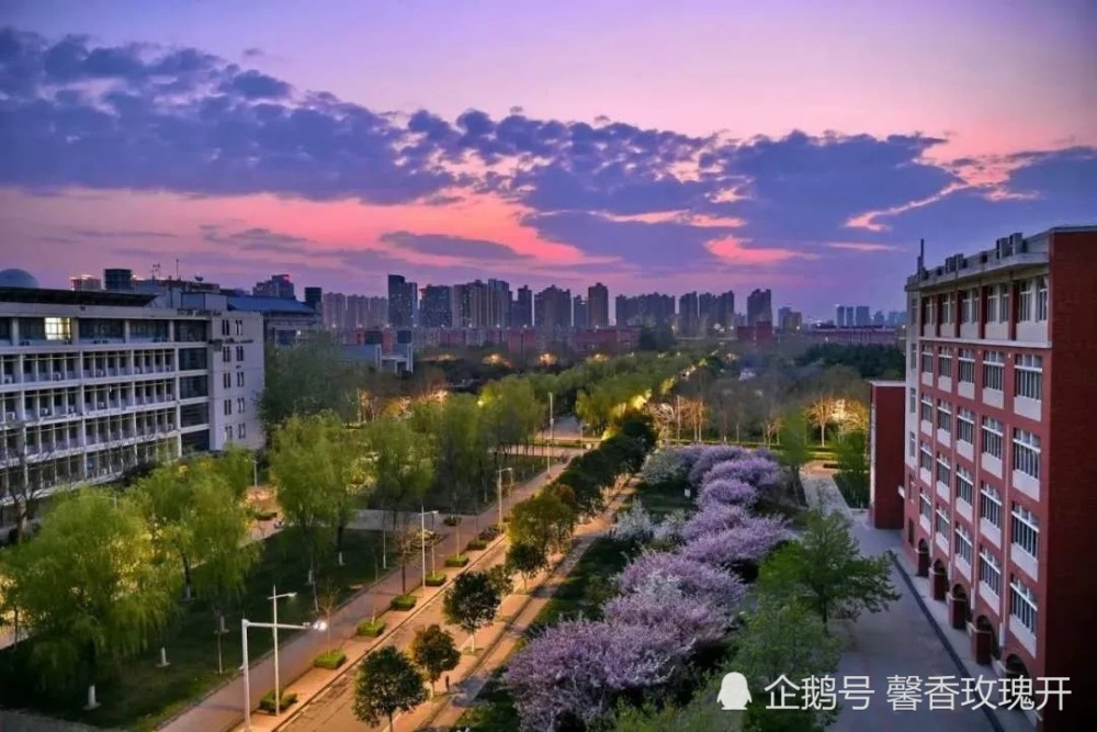 河南省最好的大学——郑州大学校园风光