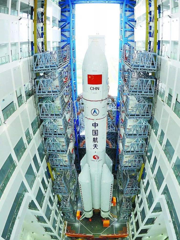 日前,长征五号b遥一运载火箭抵达文昌航天发射场,预计于4月下旬择机