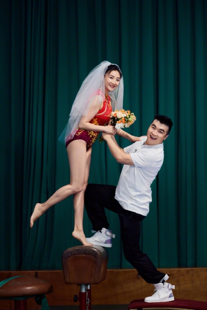 独特婚纱照_婚纱照图片室内