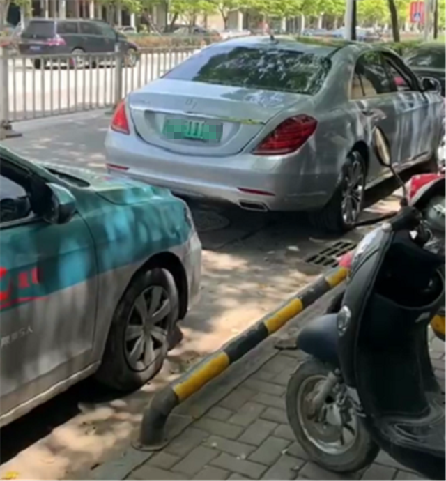 200万奔驰s级,挂"绿牌,车牌111,后期换一次电池得13万|奔驰s级|电池