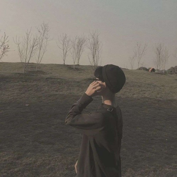 治愈系:温暖系男生头像,.阳光这么好,别辜负了今天.