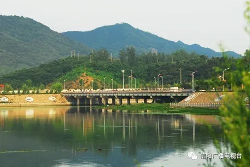 位置:市区东南郊琵琶山附近 位置:琵琶山以南拐弯处 位置:信阳八景之