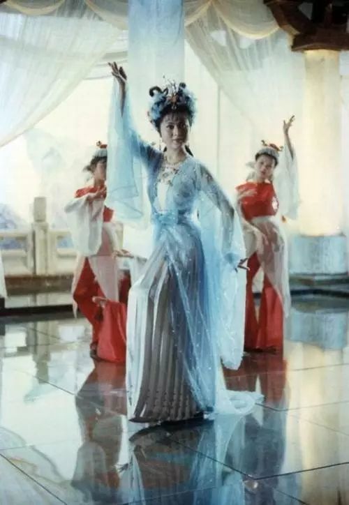 电影《龙女》,马兰饰演云花
