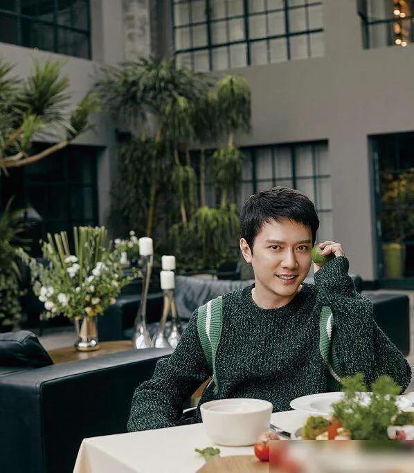 家世显赫却低调的男星,魏大勋和冯绍峰上榜,张若昀让人意外!
