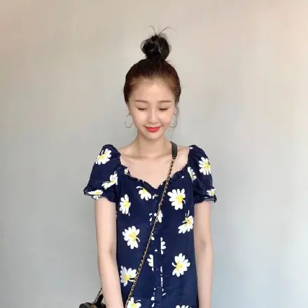虞书欣穿搭小合集,甜美可爱的气质时髦穿搭,拯救你的衣橱