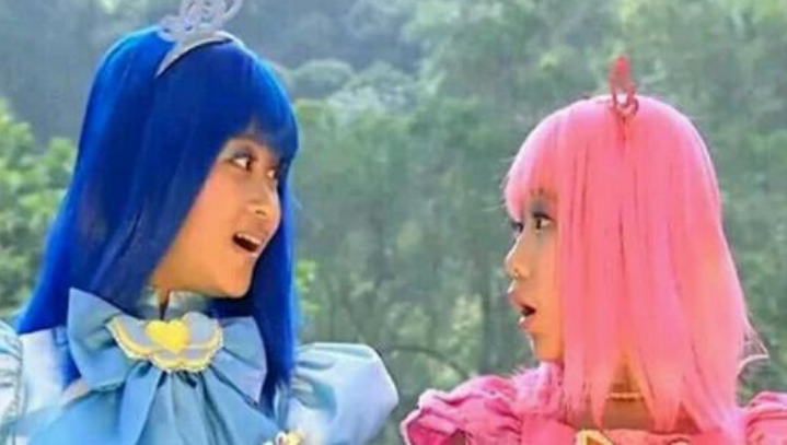 加上小蓝的求情,魔仙女王才让美琪和美雪成为了魔仙