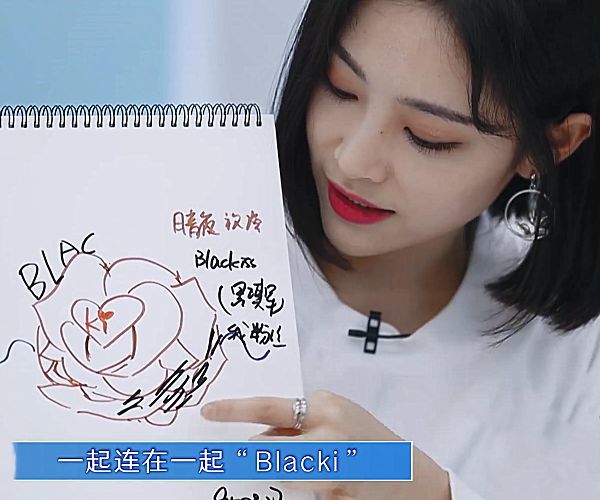 同样是画专属徽章,许佳琪走心,虞书欣可爱,看见喻言:加油吧,女孩