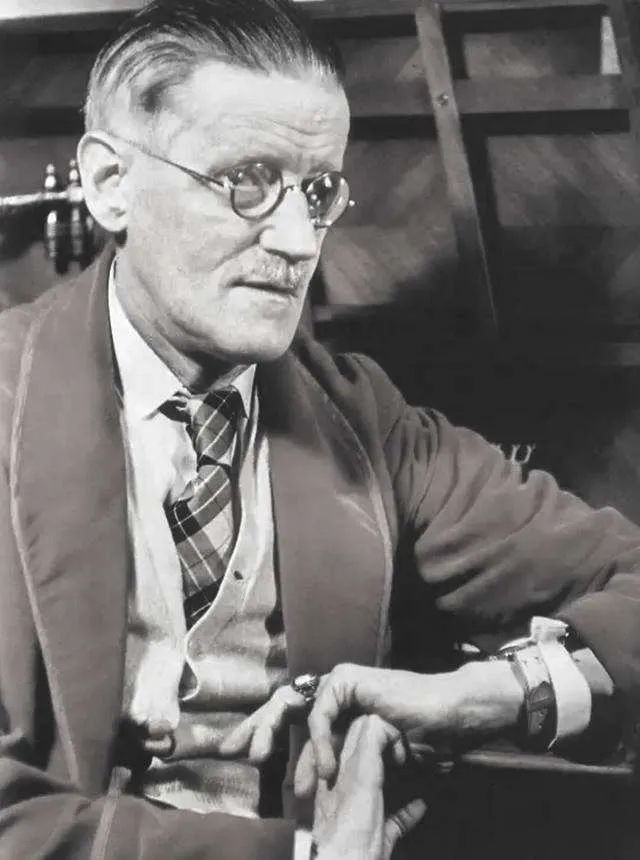 (james joyce,1882-1941) 爱尔兰作家,诗人,二十世纪最伟大的作家之