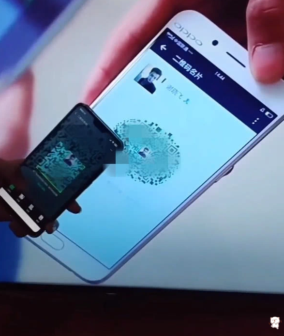 还记得黄子韬拍戏时用的二维码吗粉丝竟真的添加成功全网傻眼了