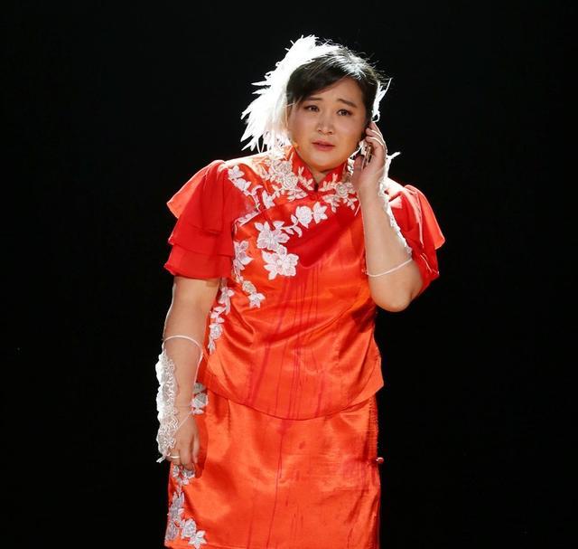 不管是相声行内人还是行外人,如果都不太愿意和女相声演员谈恋爱,这件