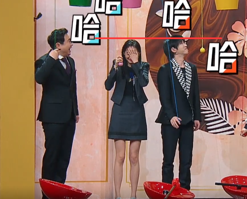 关晓彤在节目中首次脱鞋,当她和173华晨宇同框,谁的身高在说谎?