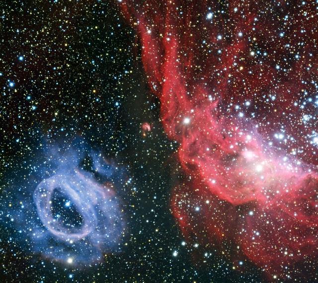 哈勃升空30周年纪念图片,宇宙中的冰与火