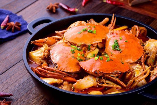 肉蟹煲人均消费多少钱_肉蟹煲图片