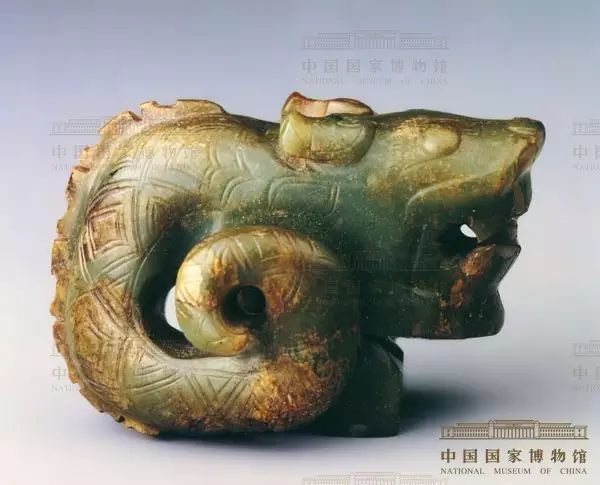 既可以使我们了解中国古代玉龙纹的发展过程,同时也可以作为古代玉器