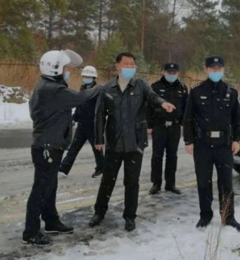 大兴安岭塔河县副县长王雪柏落实包片防疫与防火责任工作纪实