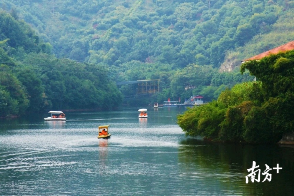 走起,梅州雁山湖景区五一当天免门票!