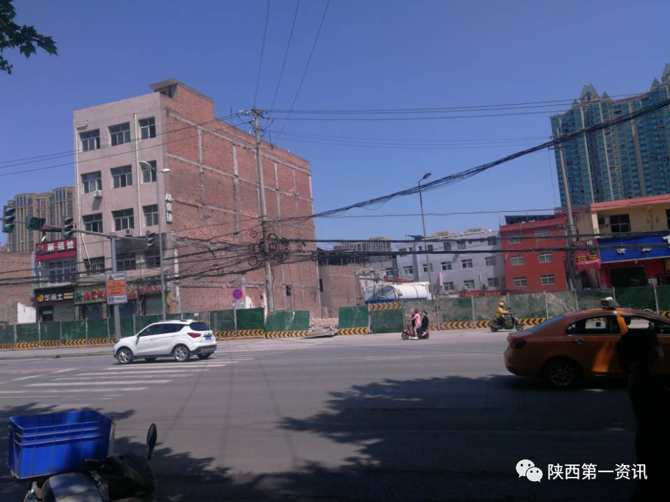 倒是找到了等驾坡街办部署该村拆迁的内容:2020年3月4日等驾坡