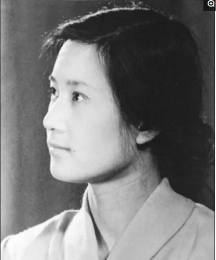 电影名家于洋的妻子,1950年就是《大众电影》的封面