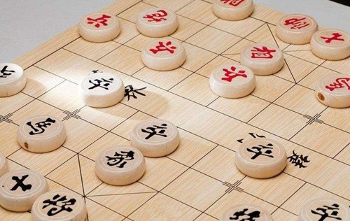 象棋中的"将" 与"帅"不能见面,这是为何?原来只因一个