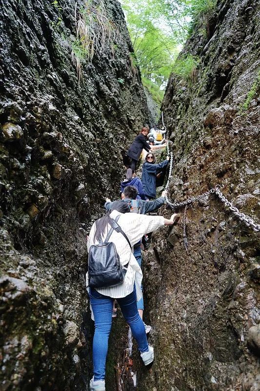 安徽皖西大裂谷景区皖西博物馆悠然南山景区悠然蓝溪独山革命旧址群