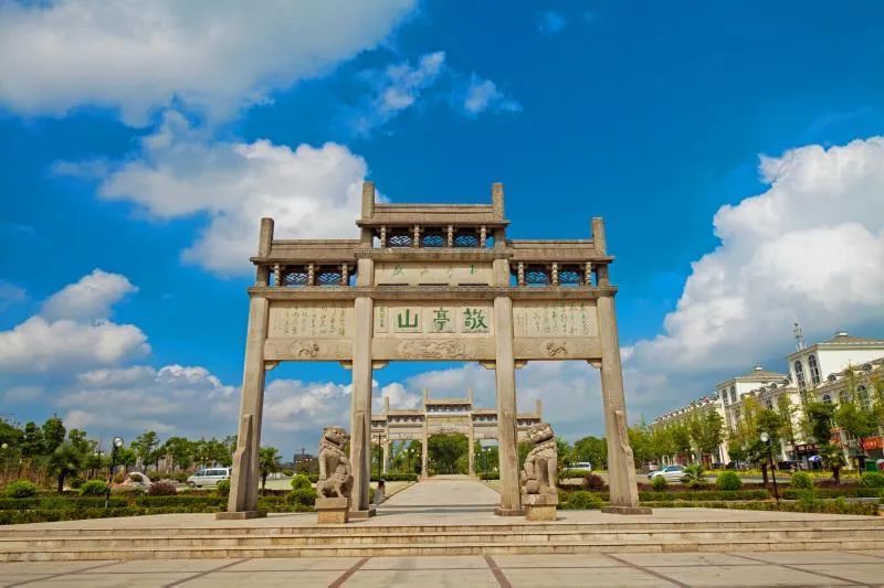 使得这座古城成了人文荟萃之地,赢得"上江人文之盛首宣城"宣城自古