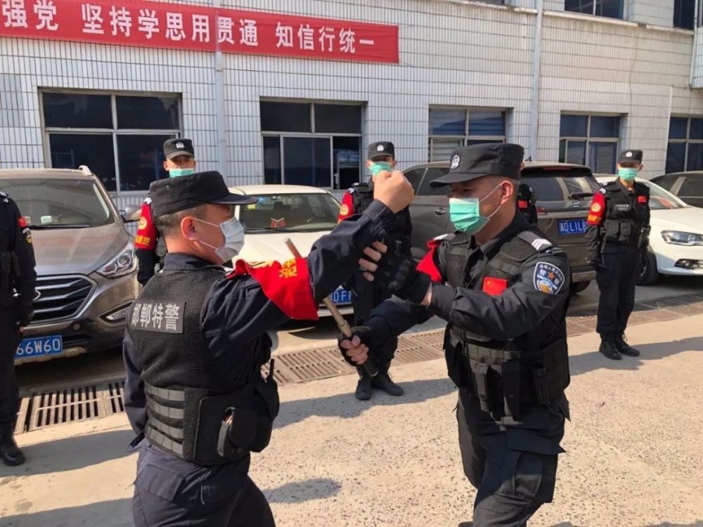 看看武安特警的飒爽英姿吧~ 凝警心 炼意志 武安特警"春训"练兵忙