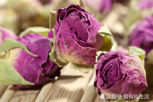 和田玫瑰花,沙漠中最香的玫瑰花,花香扑鼻,口感好,香味长久!