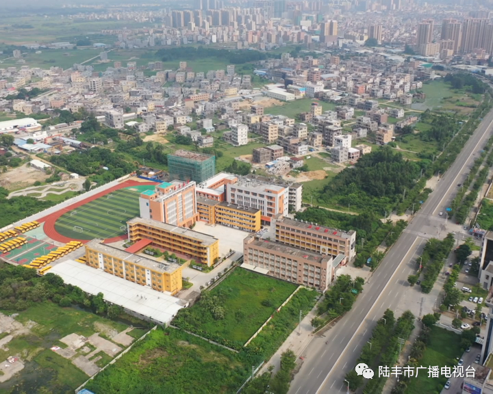 【汕尾市普宁华美实验学校常务副校长 黄海进】汕尾市普宁实验华美