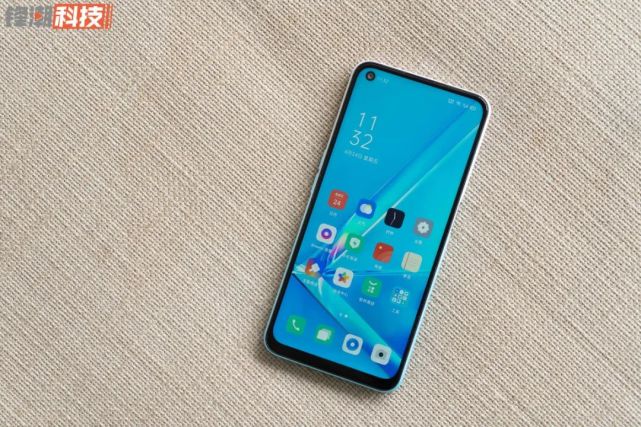 1599 元,你还能买到这样的 oppo 手机