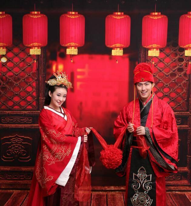 中式婚纱照型_中式婚纱照