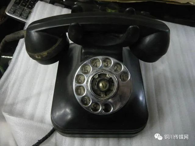 电话的变迁,科技进步?电信危害?