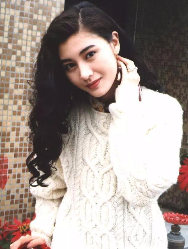 黎姿年轻时,李嘉欣年轻时,李丽珍年轻时,看到王菲:懂