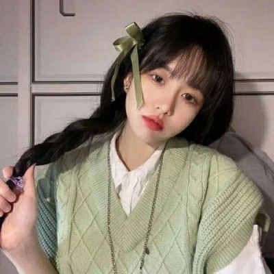 二次元·超a·女生头像:愿无岁月可回首,且以深情共