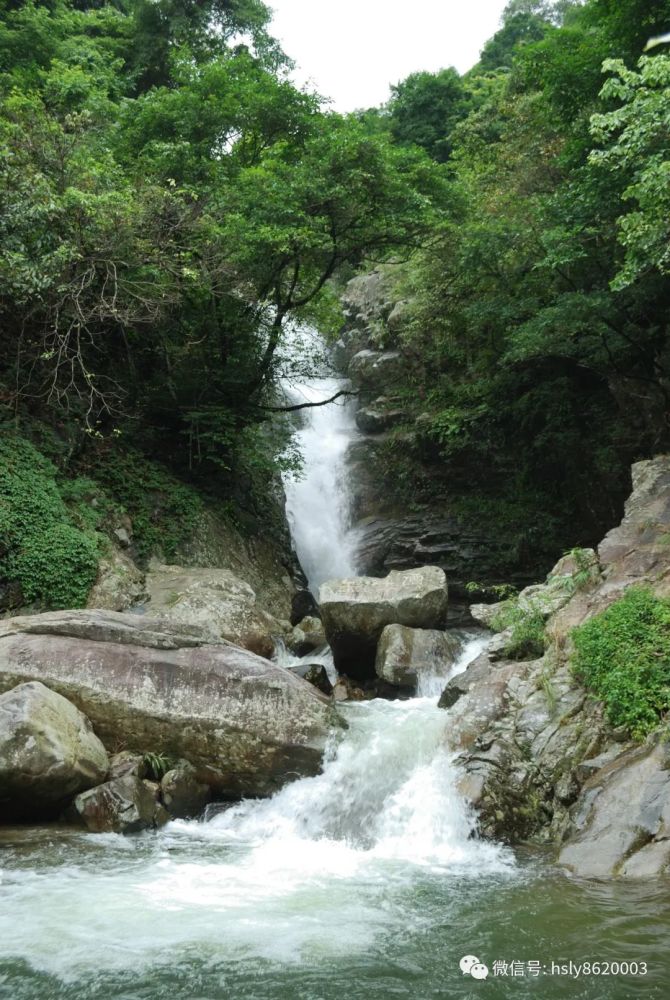 位于爱店镇的中越跨境公母山 【水好】 有明江河,公安河,派连河,浦